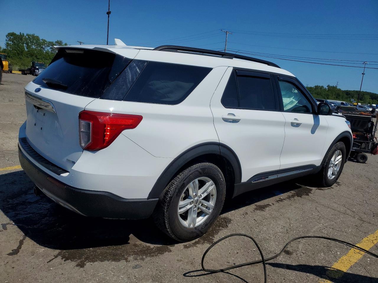 2020 Ford Explorer Xlt - Фото 3
