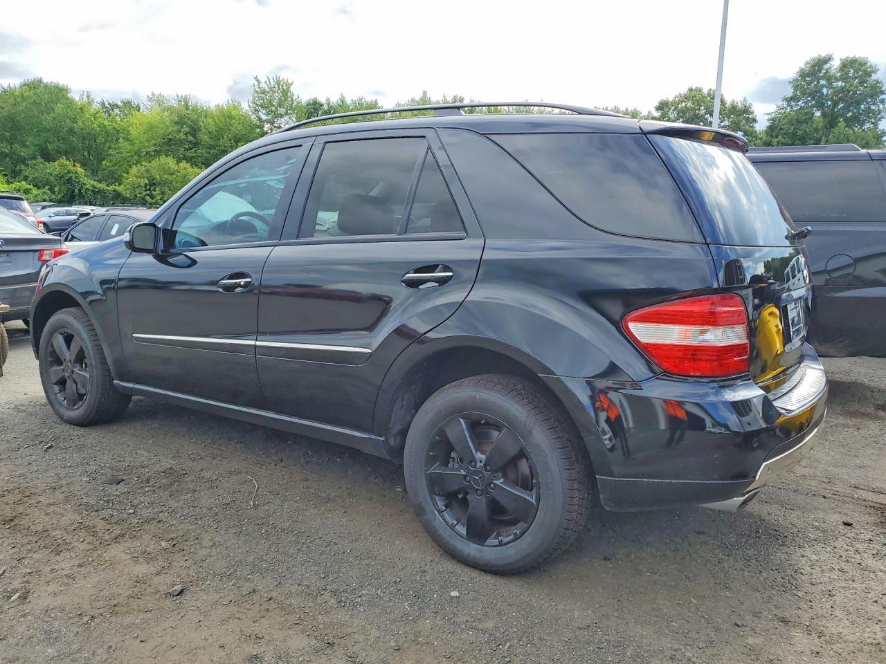 2007 Mercedes-Benz Ml 500 - Фото 2