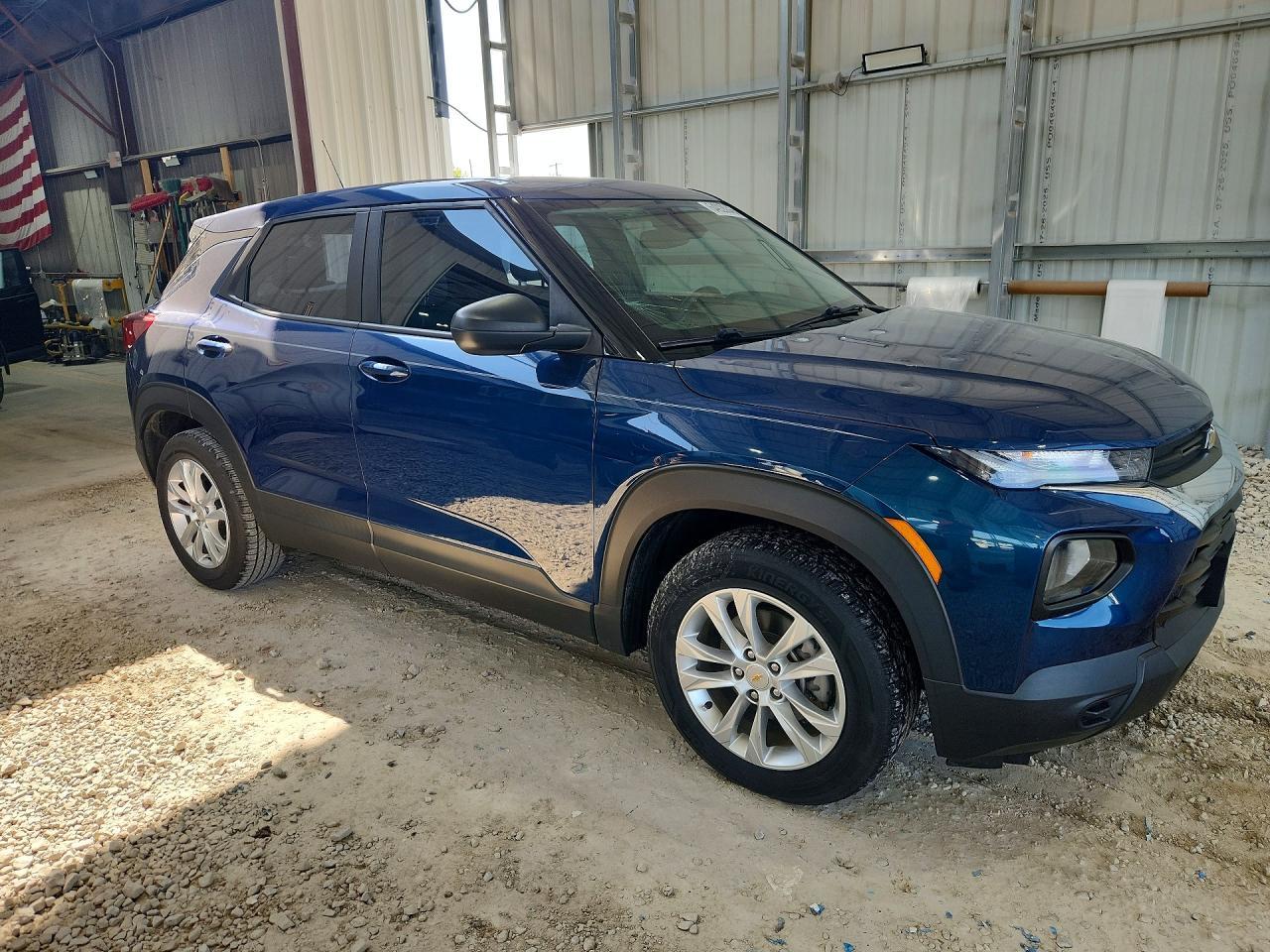 2021 Chevrolet Trailblazer Ls - Image 4