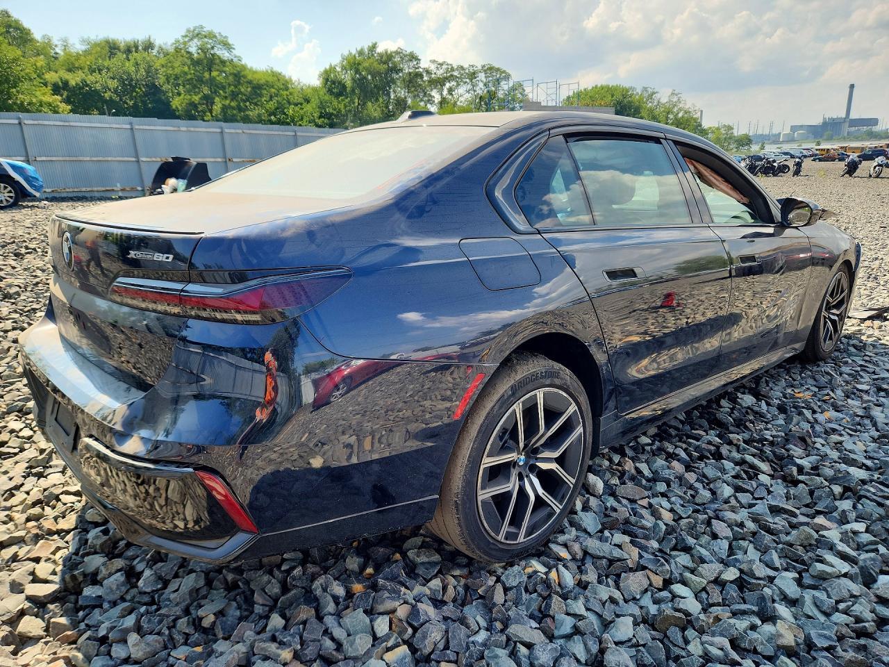 2024 BMW I7 xDrive60 - Фото 3