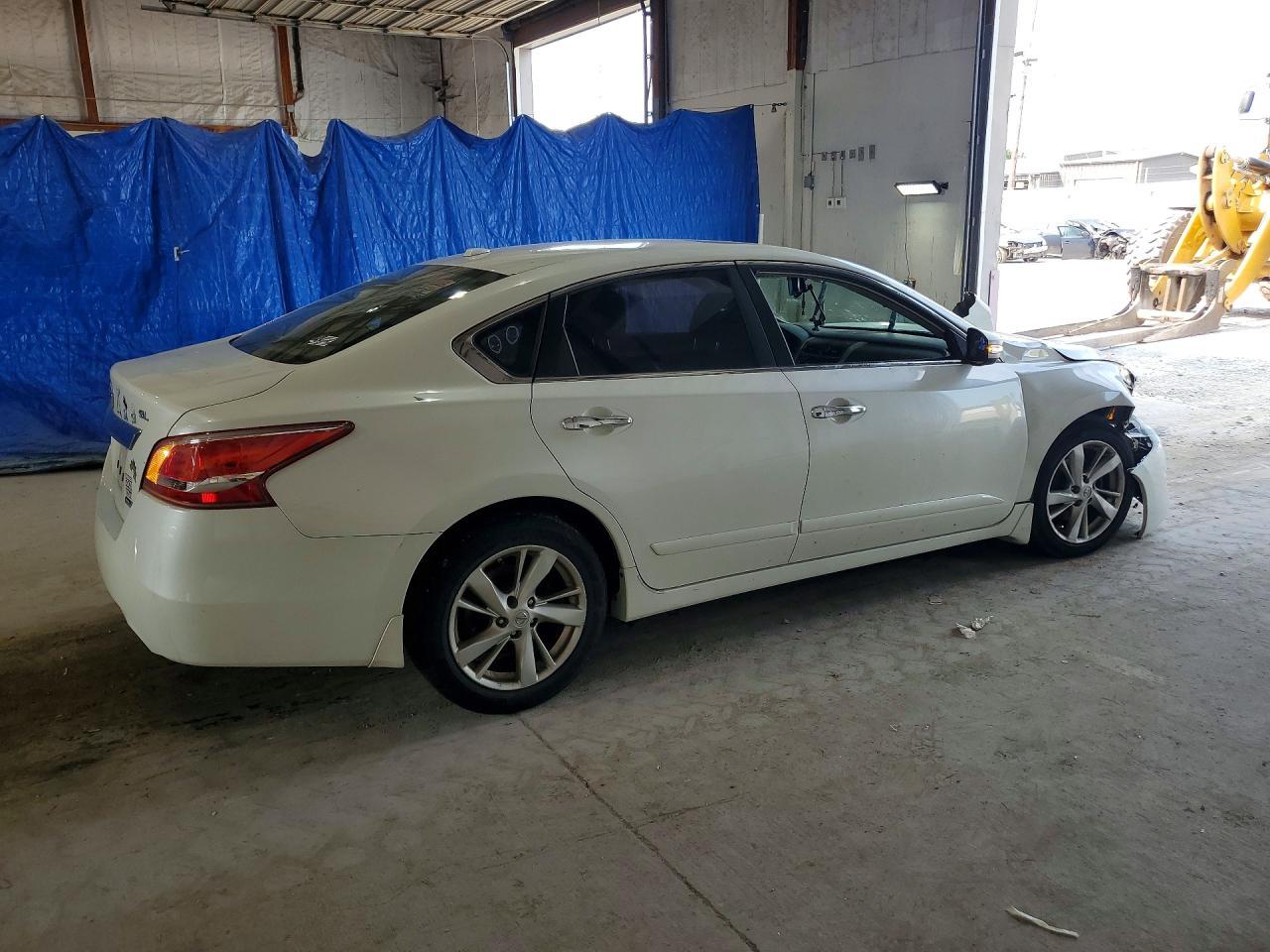 2013 Nissan Altima 2.5 - Фото 3