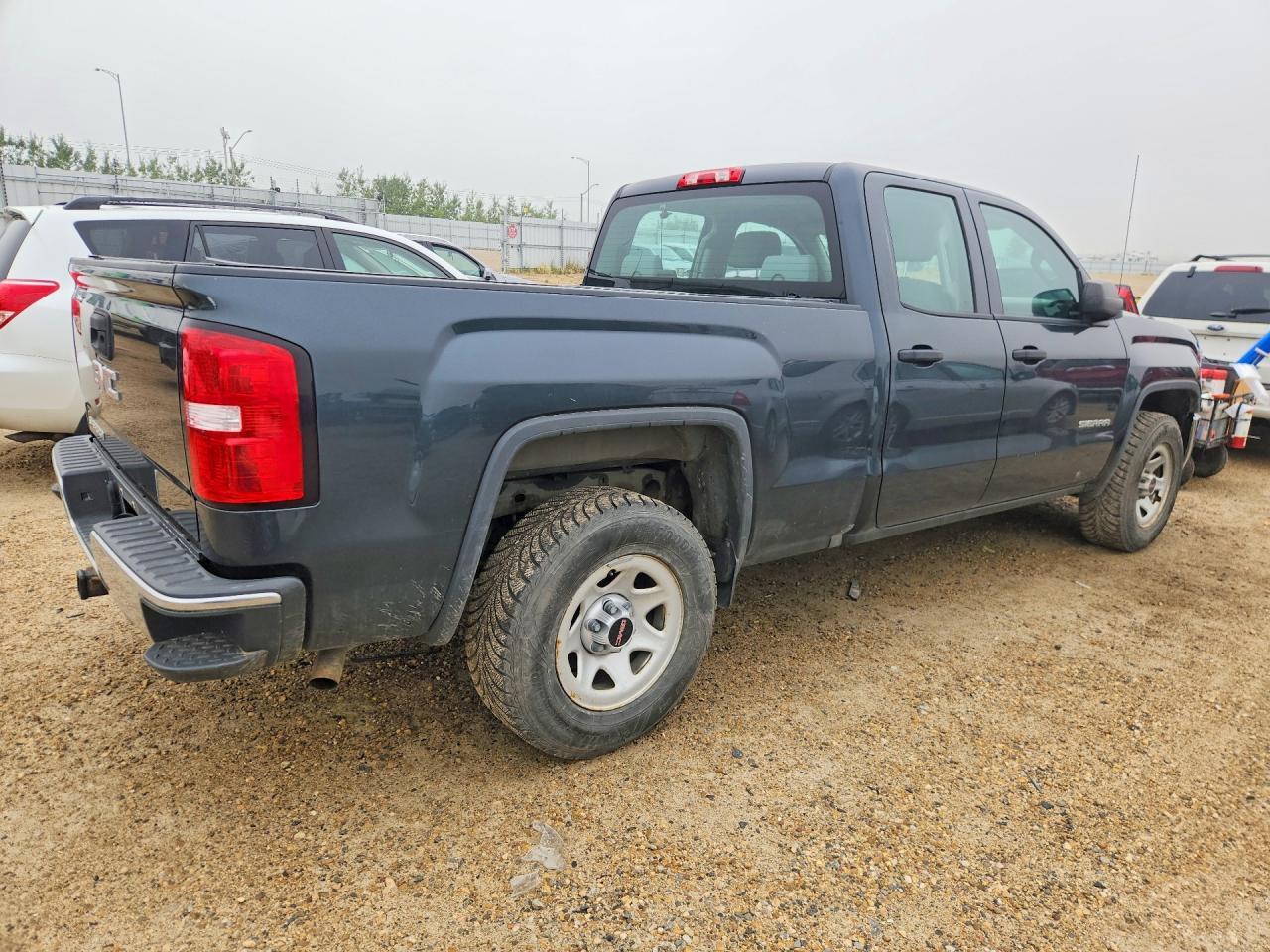 2018 GMC Sierra C1500 - Image 3