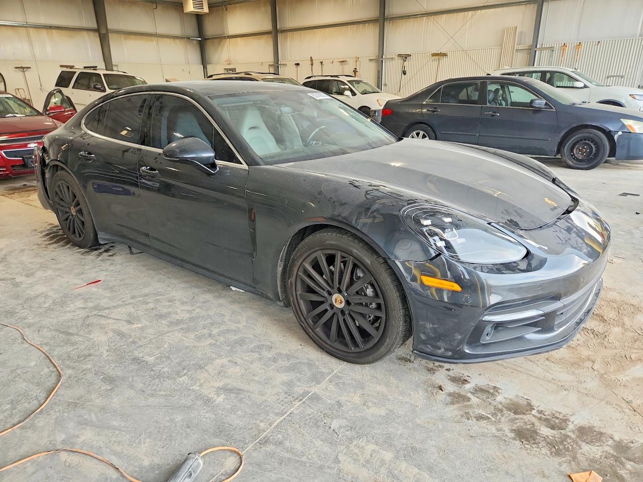 2020 Porsche Panamera Base - Image 4