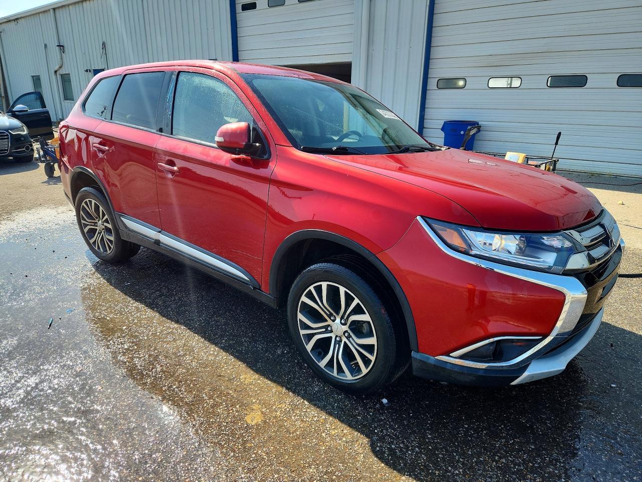 2018 Mitsubishi Outlander Se - Фото 4