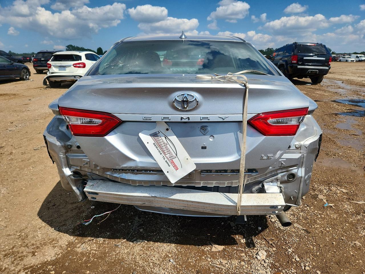 2019 Toyota Camry Le - Image 6