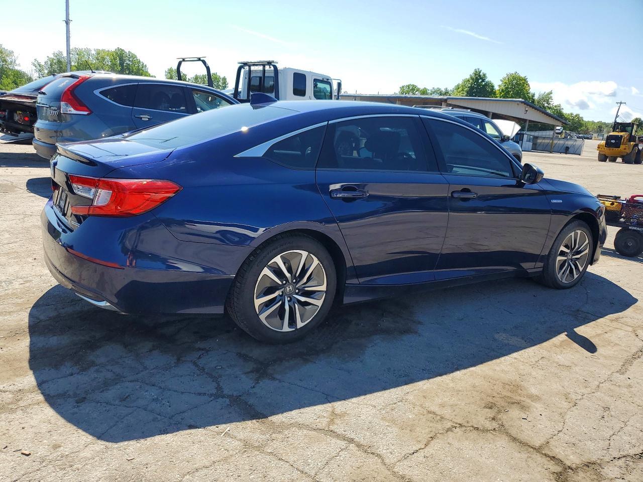 2018 Honda Accord Hybrid - Image 3