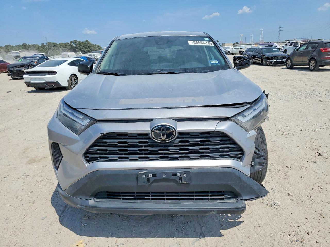 2023 Toyota Rav4 Le - Image 5