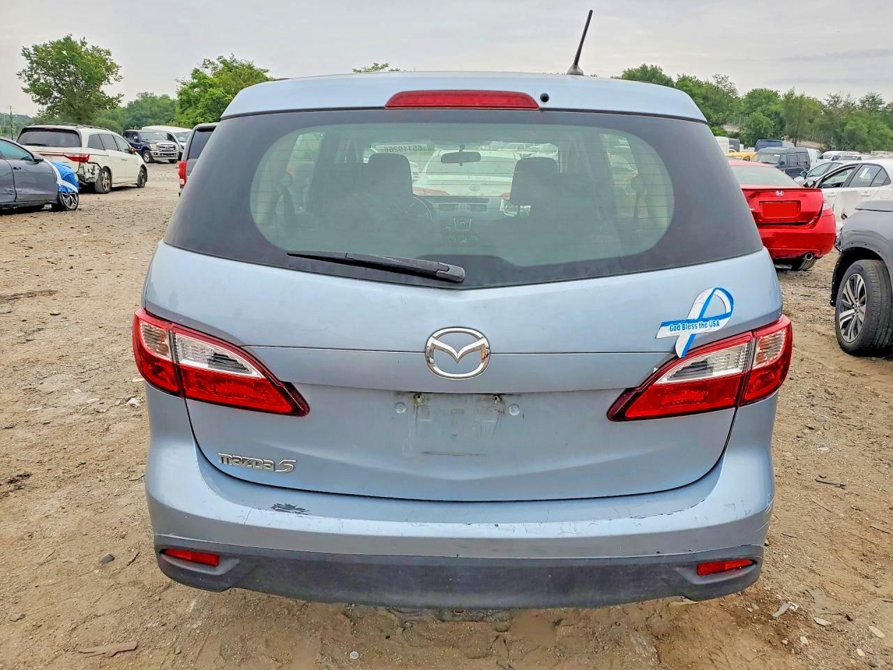 2012 Mazda 5 - Image 6