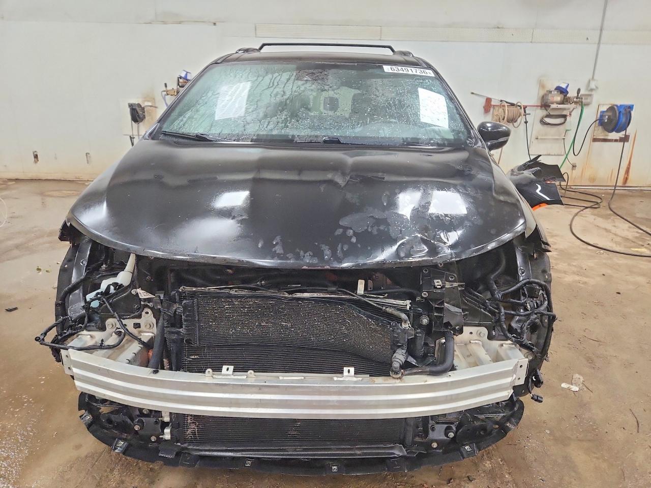 2021 Chrysler Pacifica Hybrid Limited - Фото 5