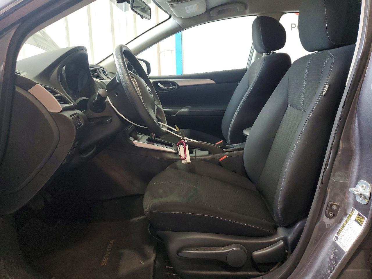 2016 Nissan Sentra S - Фото 7