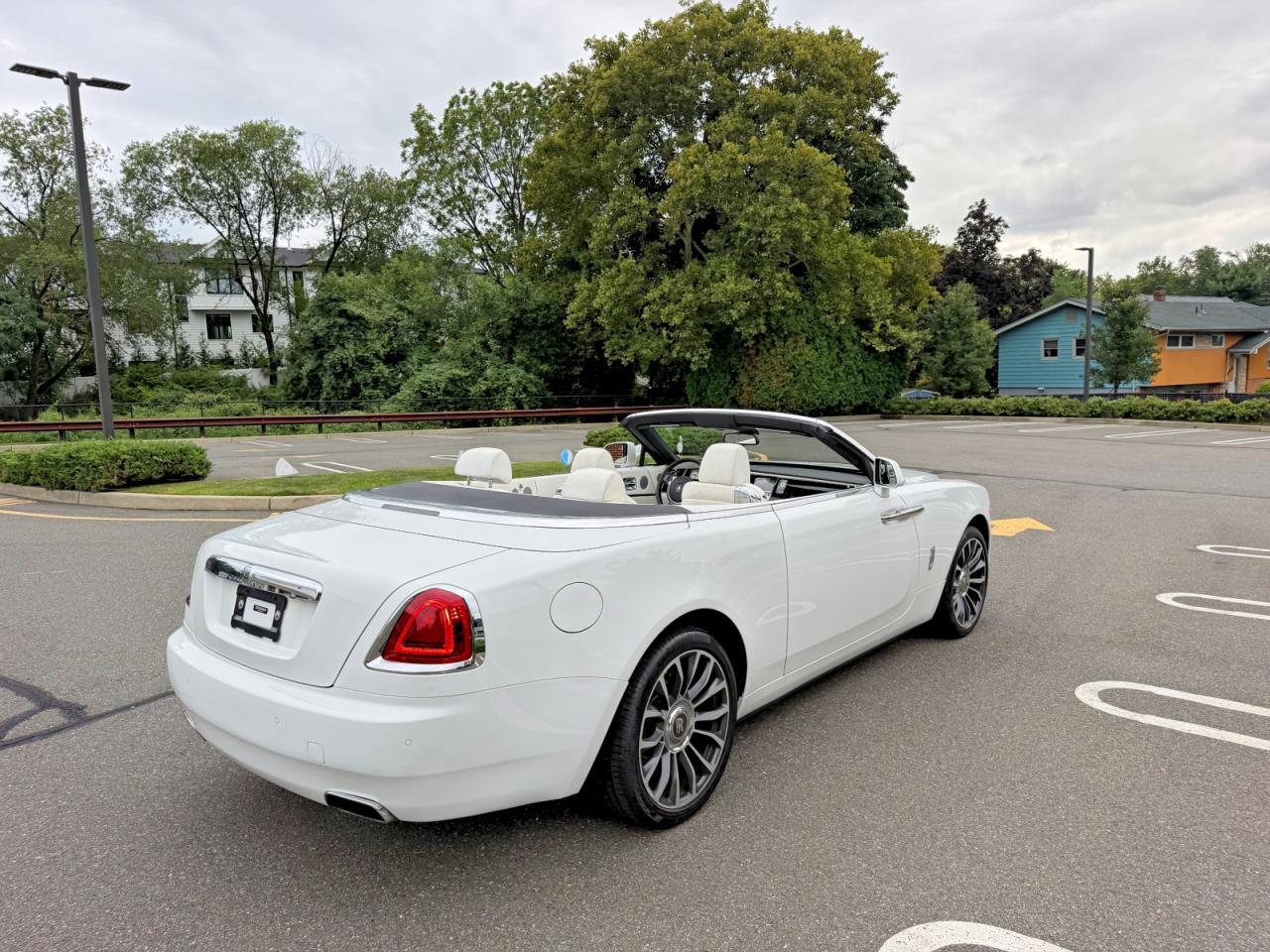 2020 Rolls-Royce Dawn Base - Image 7