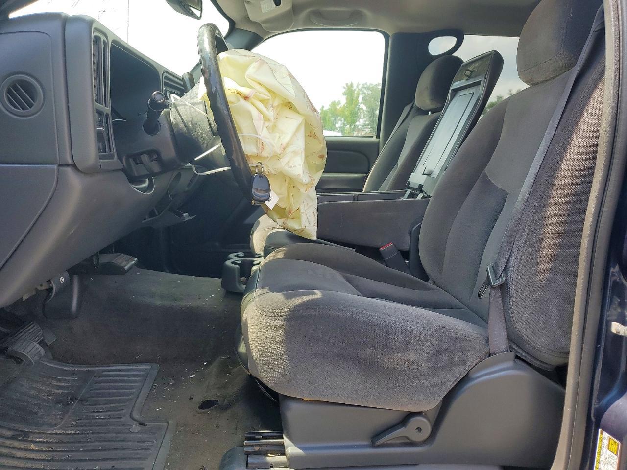 2006 GMC New Sierra C1500 - Фото 7