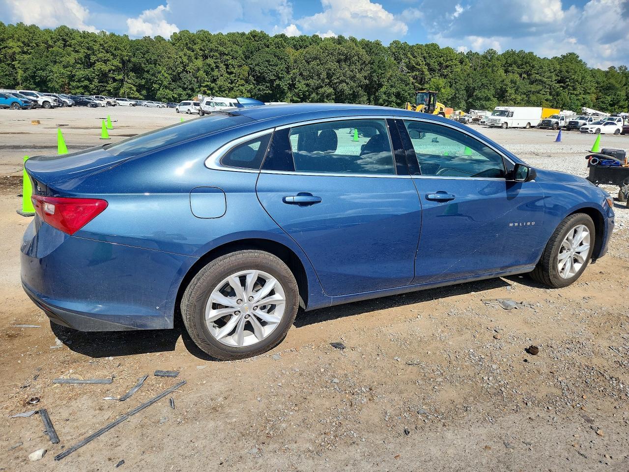 2024 Chevrolet Malibu Lt - Фото 3
