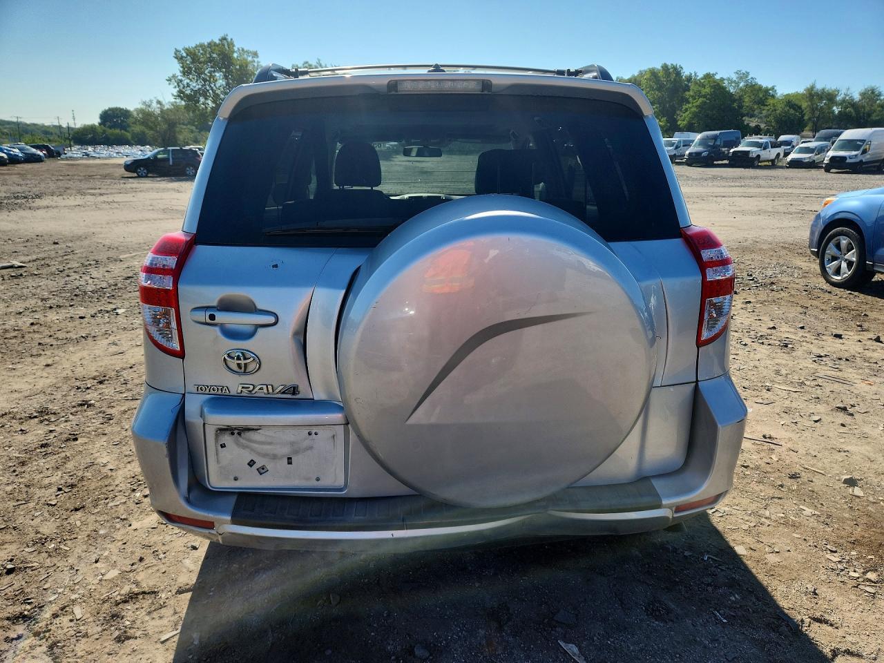 2010 Toyota Rav4 Limited - Image 6