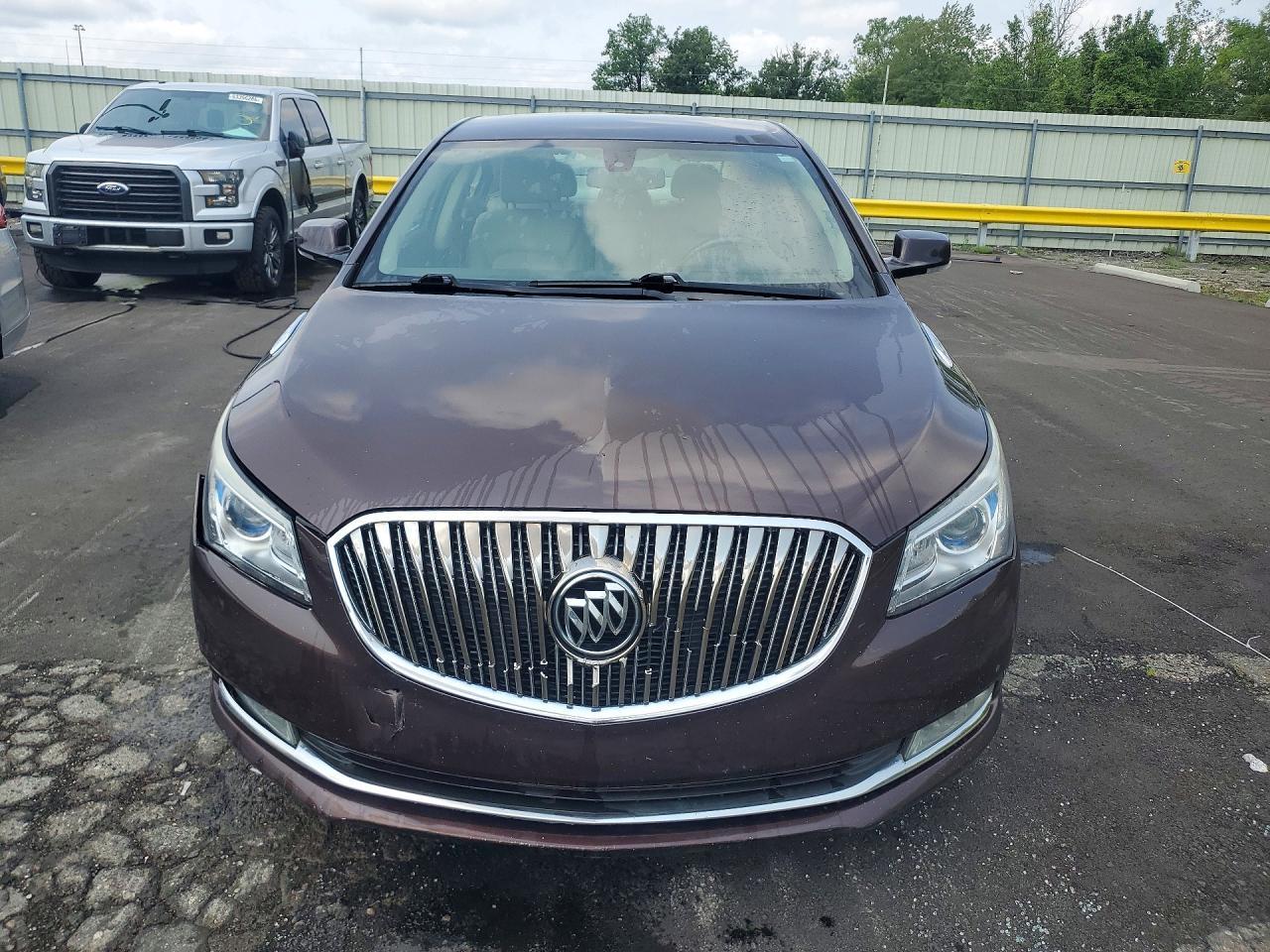 2016 Buick Lacrosse - Image 5