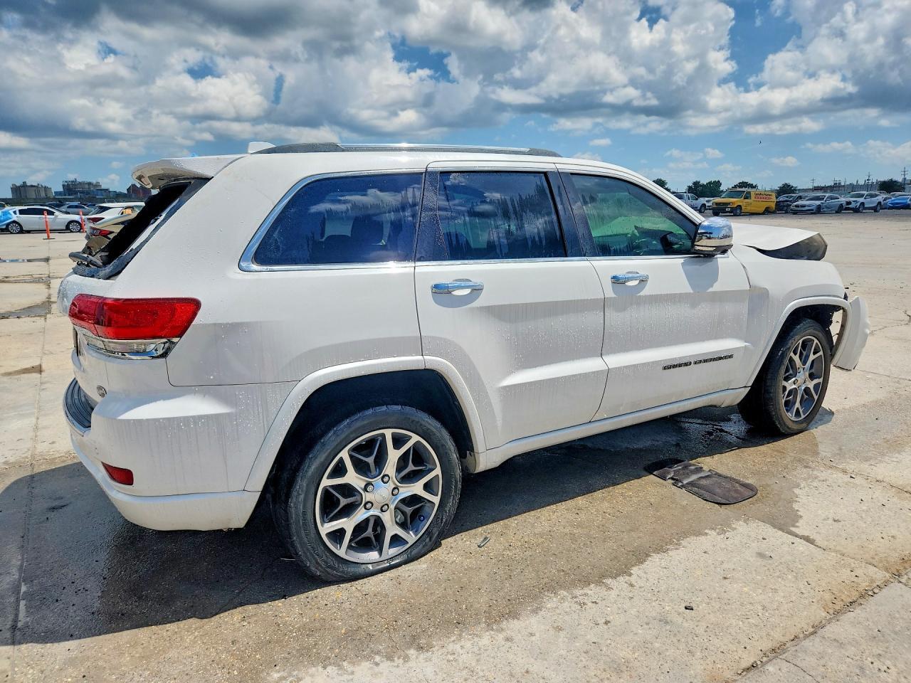 2019 Jeep Grand Cherokee Overland - Фото 3