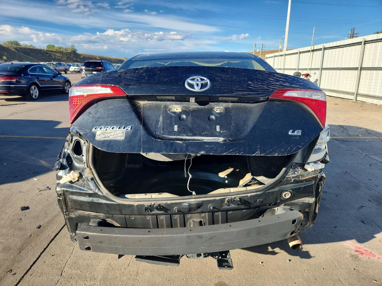 2015 Toyota Corolla Le - Фото 6