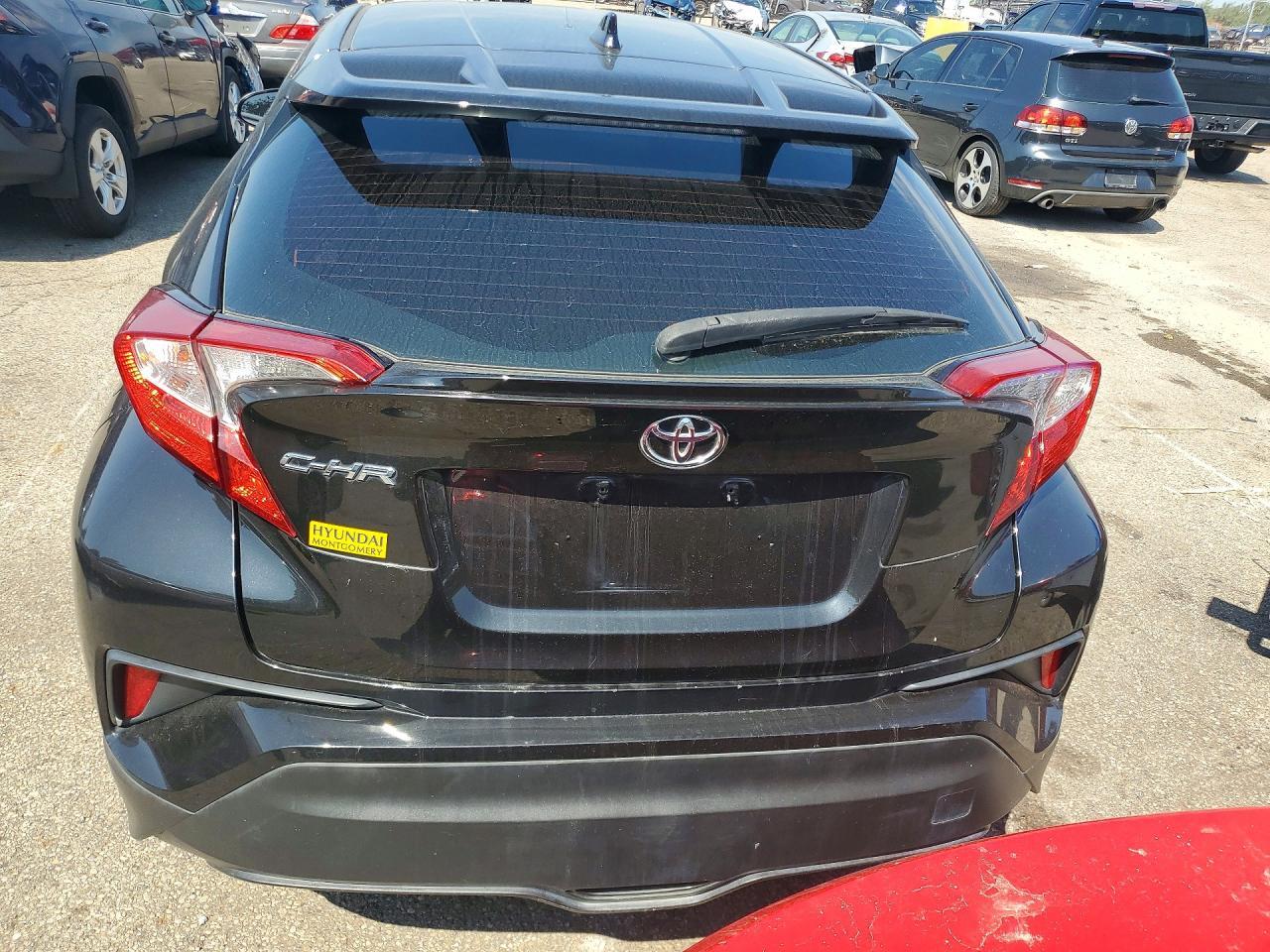 2018 Toyota C-Hr Xle - Image 6