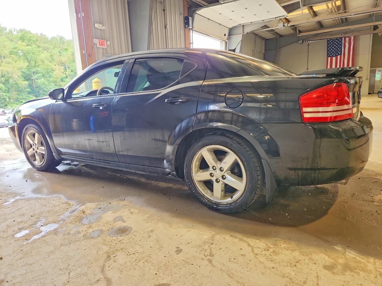 2009 Dodge Avenger R/T - Фото 2