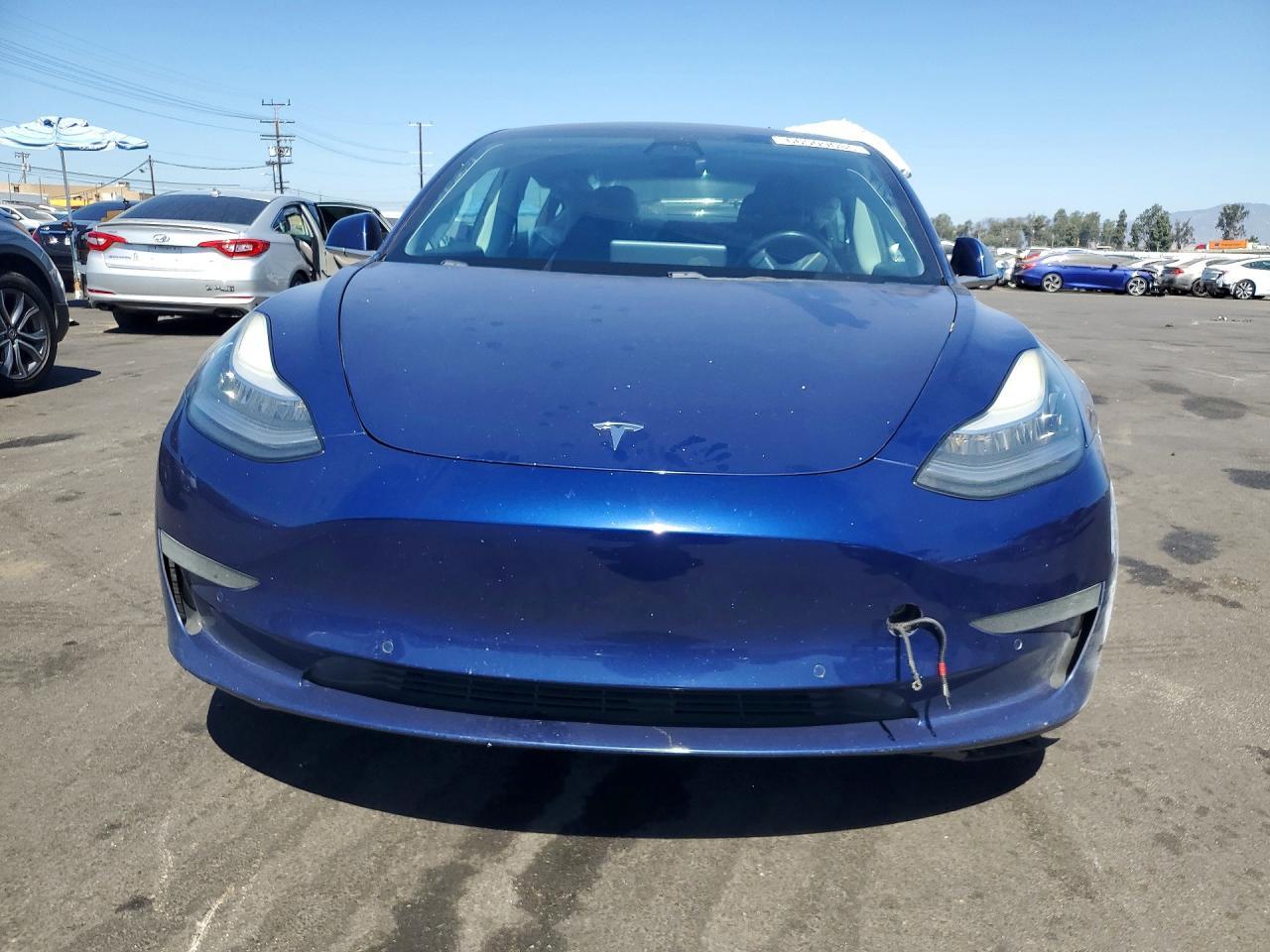 2019 Tesla Model 3 - Image 5