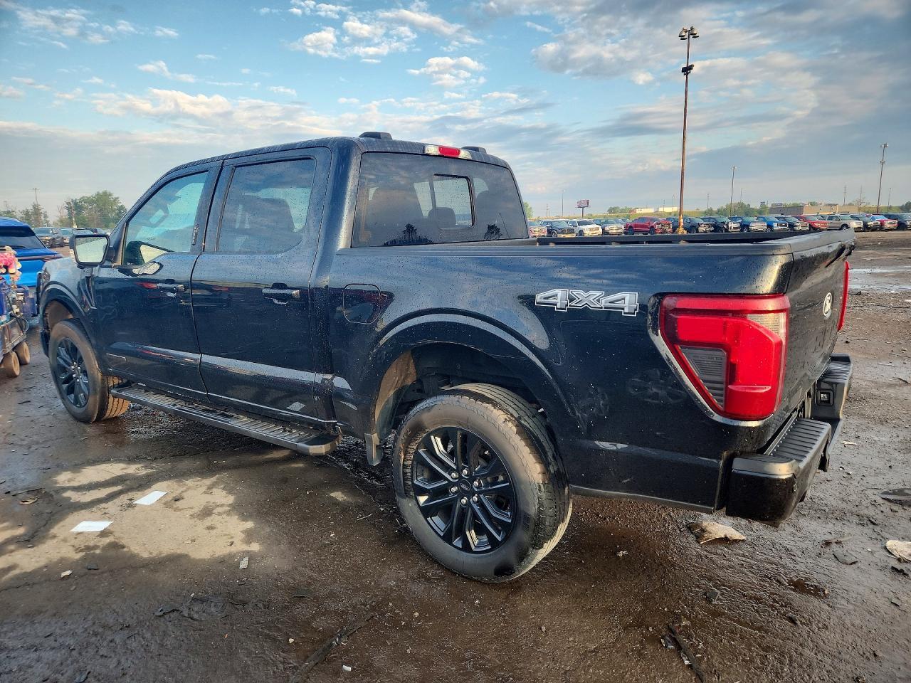 2024 Ford F150 Xlt - Фото 2
