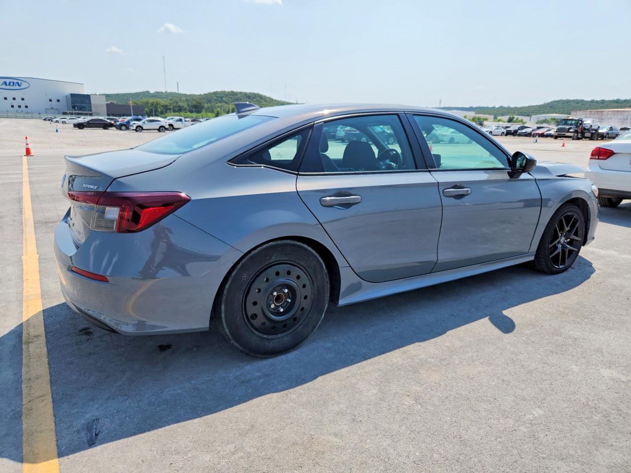 2025 Hond Civic Hybr - Image 3
