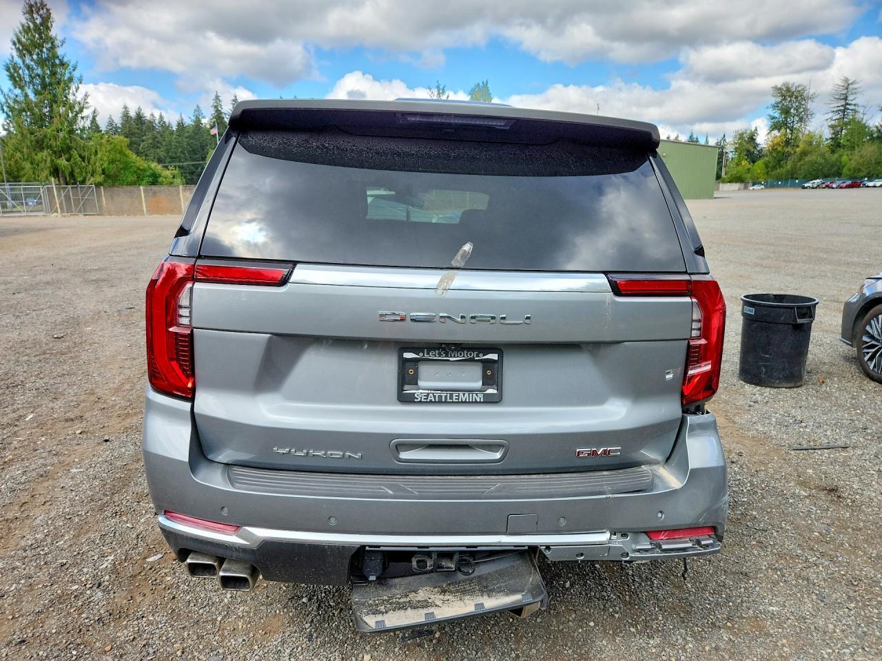 2025 GMC Yukon Denali - Фото 6
