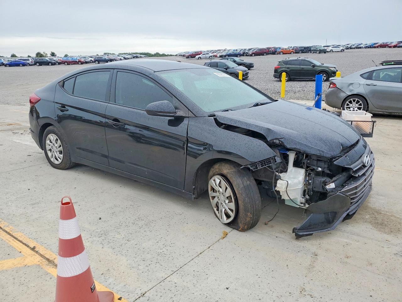 2019 Hyundai Elantra Se - Фото 4