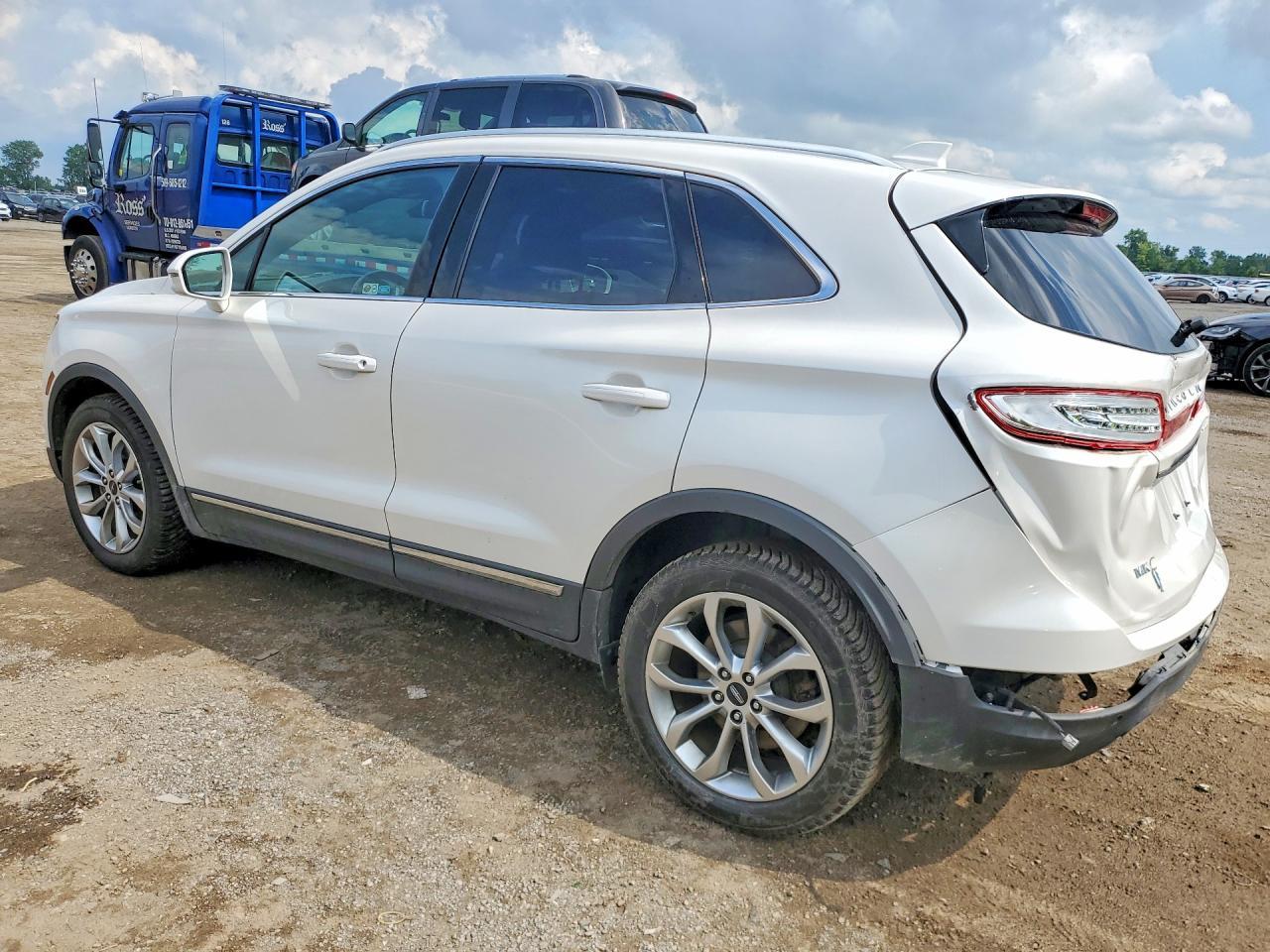 2019 Lincoln Mkc Select - Image 2