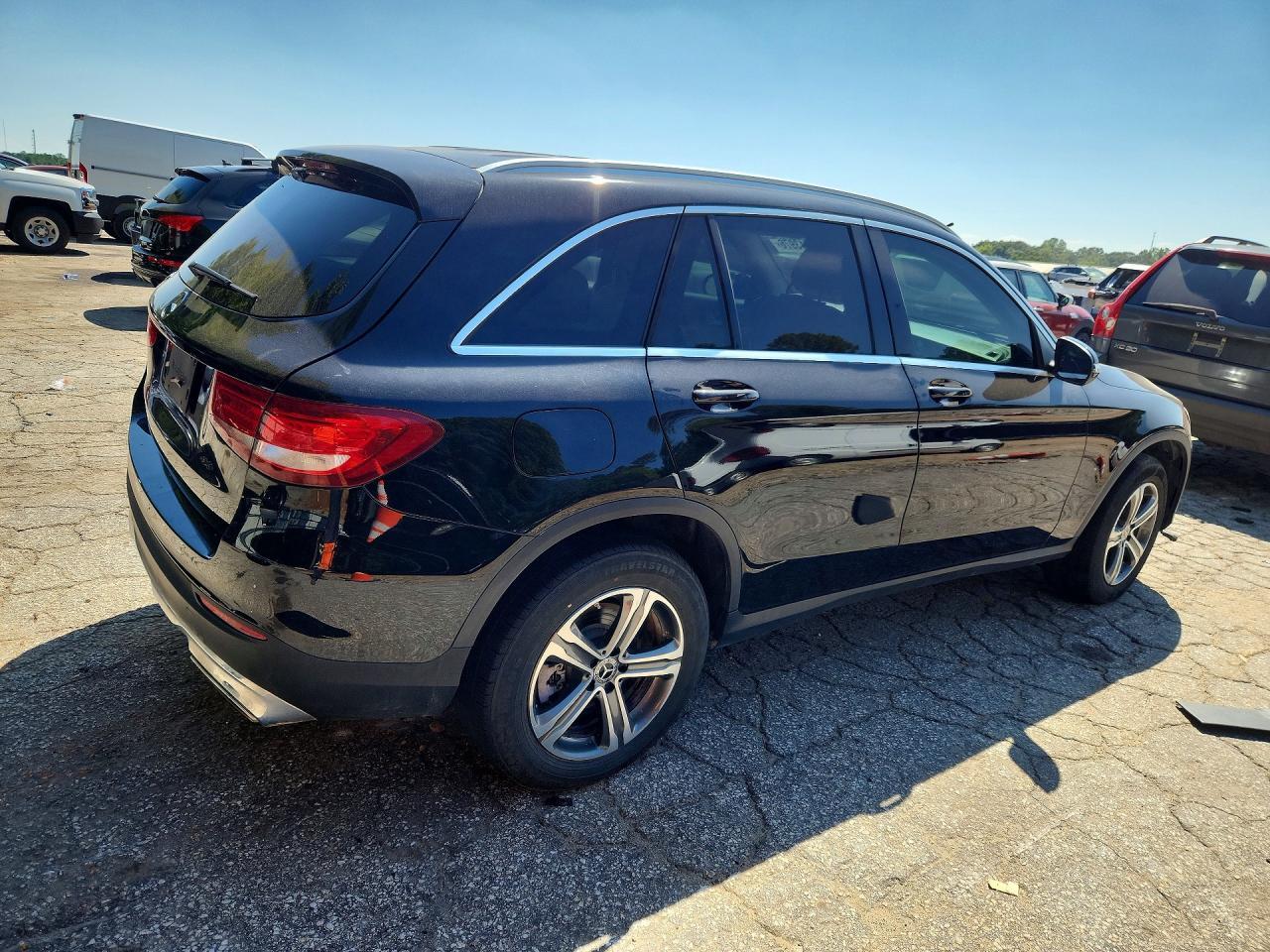 2019 Mercedes-Benz Glc 300 - Фото 3
