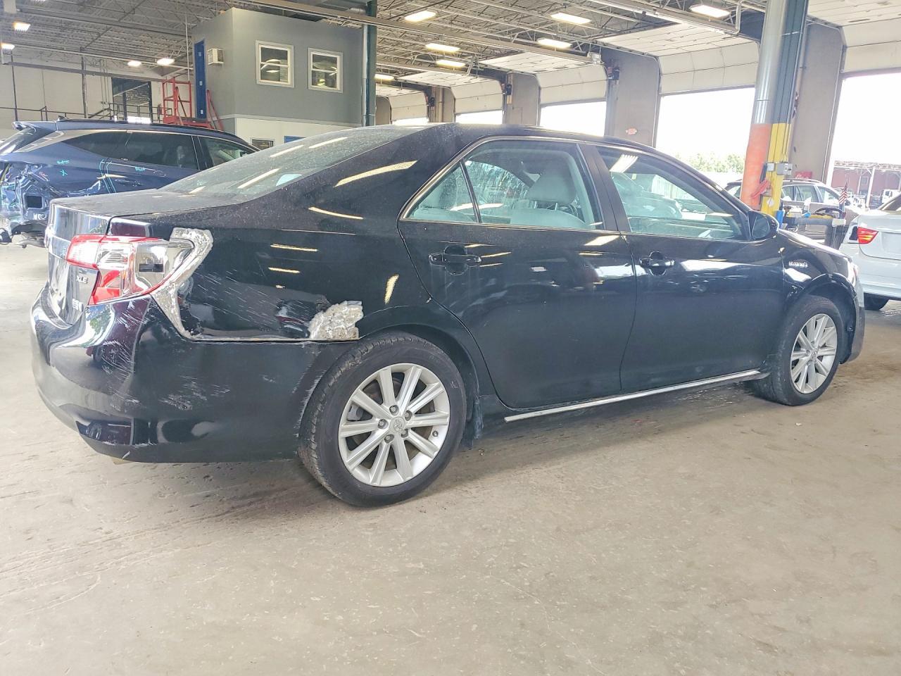 2012 Toyota Camry Hybrid Xle - Фото 3