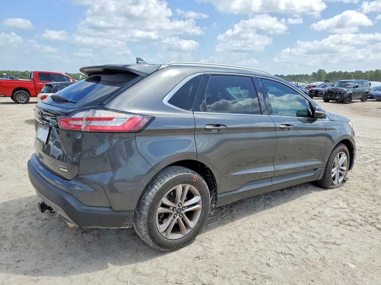 2019 Ford Edge Sel - Фото 3