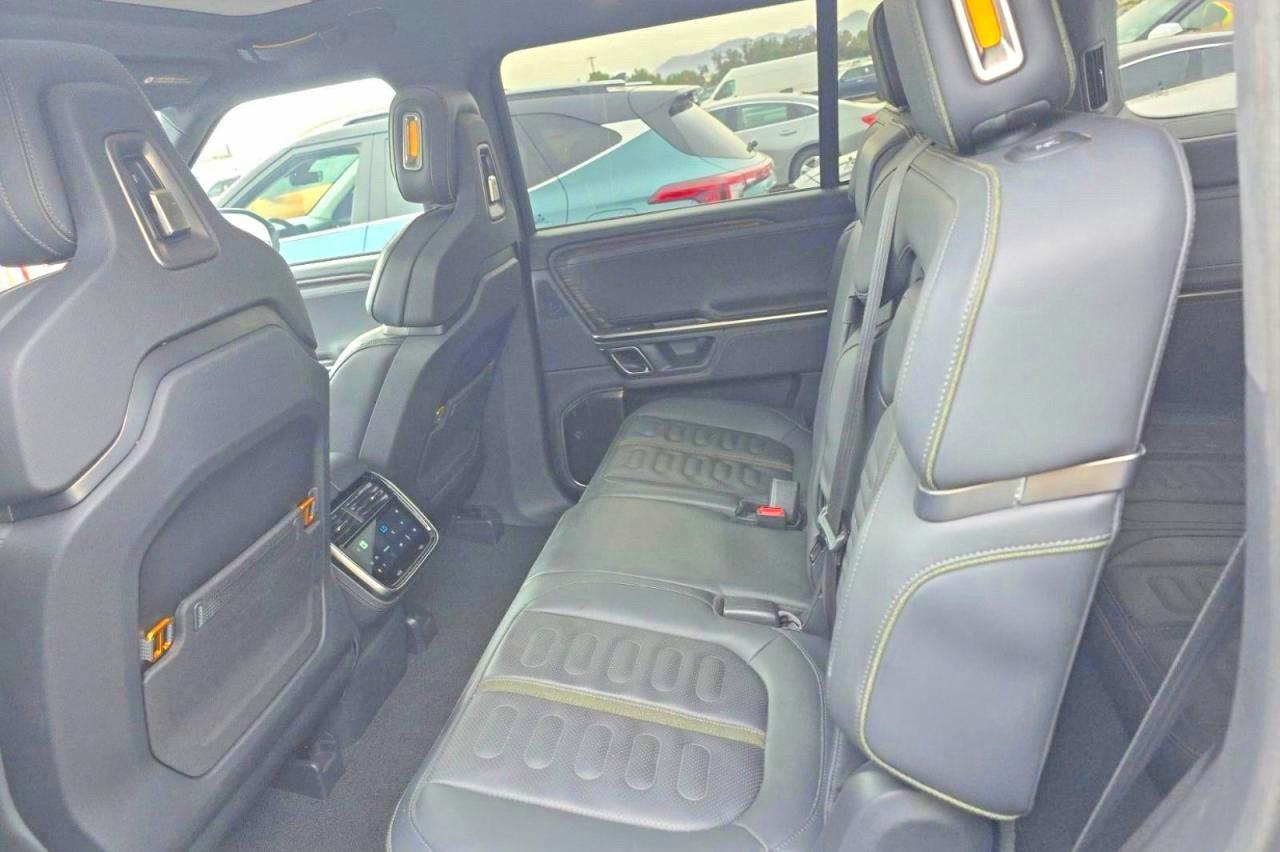 2023 Rivian R1S Adventure - Image 6