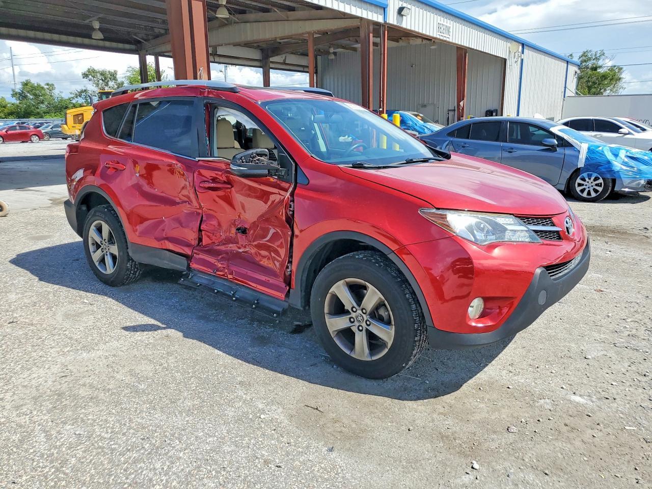 2015 Toyota Rav4 Xle - Image 4