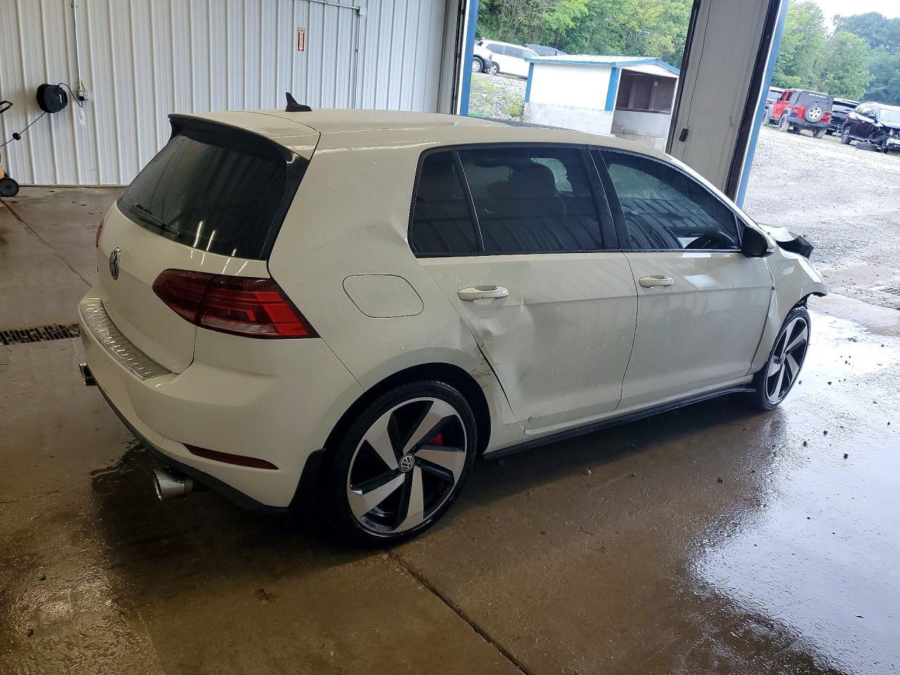 2019 Volkswagen Gti S - Фото 3