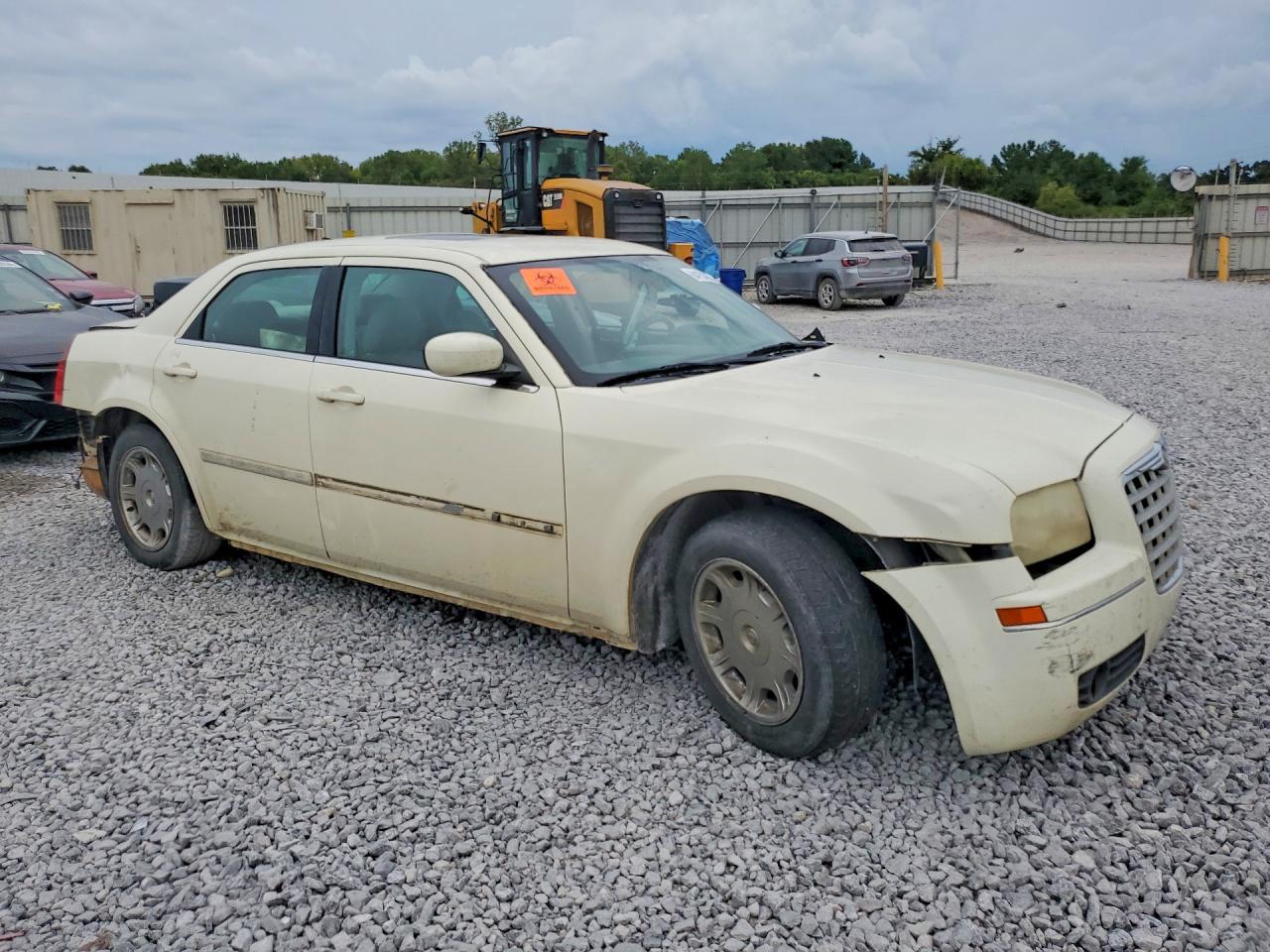 2005 Chrysler 300 Touring - Image 4