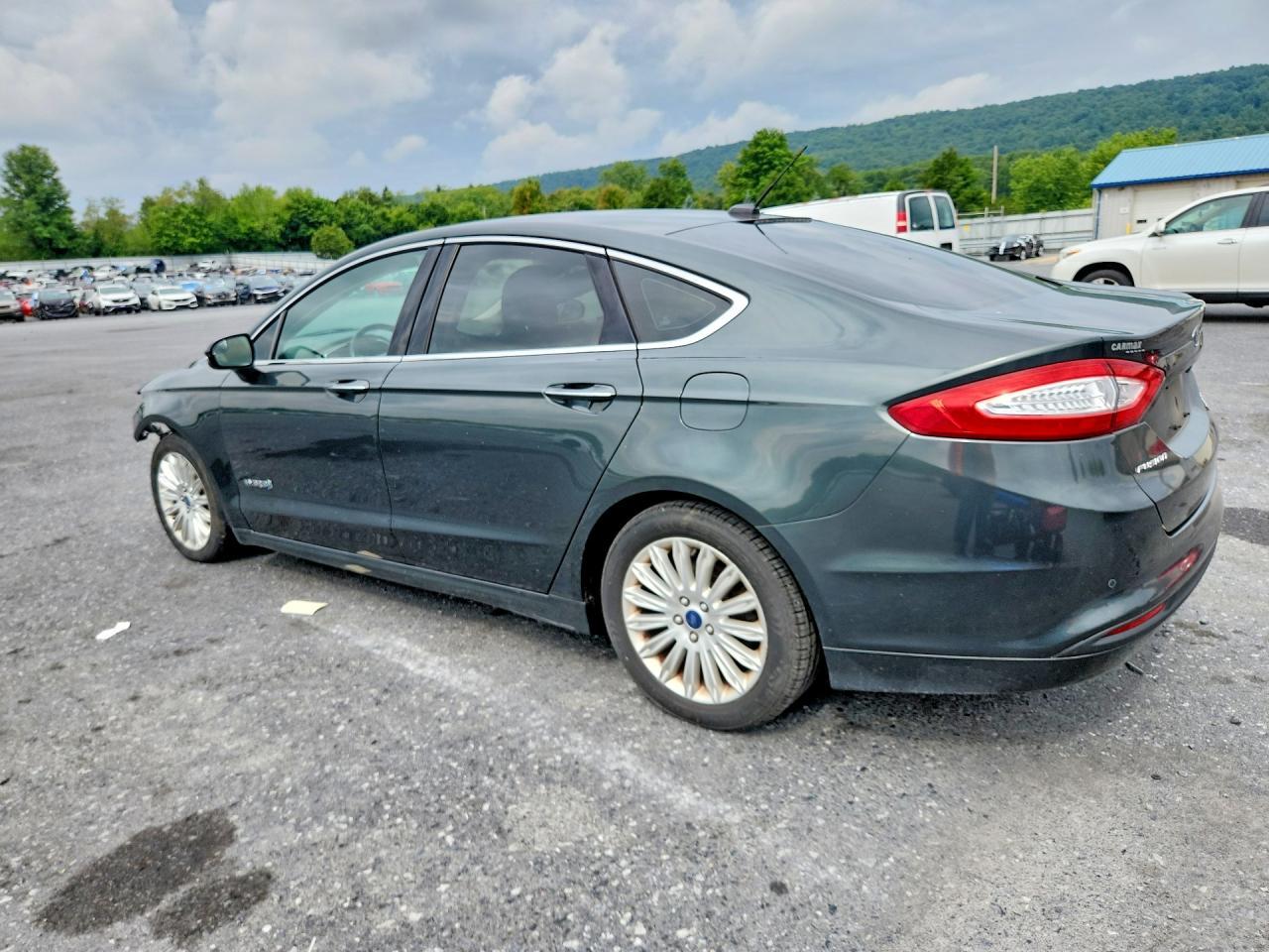 2015 Ford Fusion Se Hybrid - Фото 2
