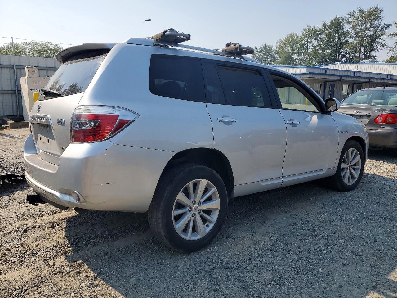2009 Toyota Highlander Hybrid Limited - Image 3