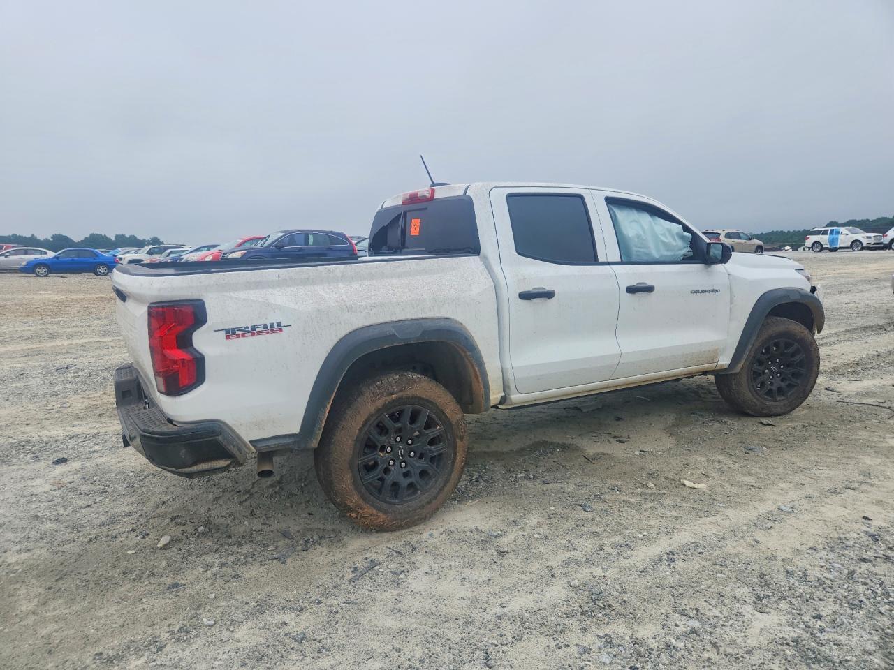 2026 Chevrolet Colorado Trail Boss - Фото 3