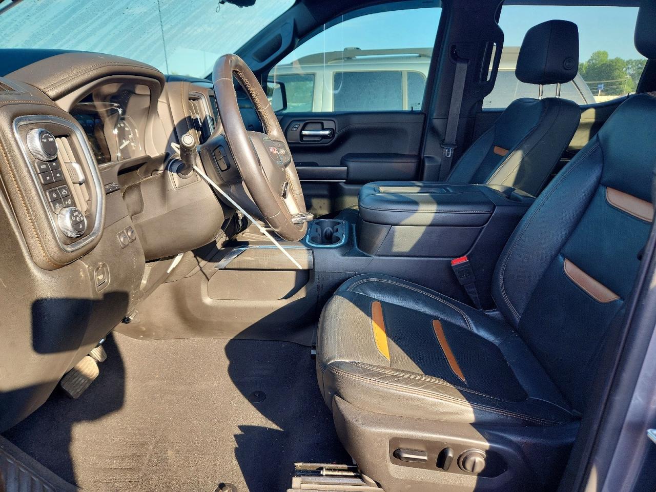 2020 GMC Sierra K1500 At4 - Фото 7