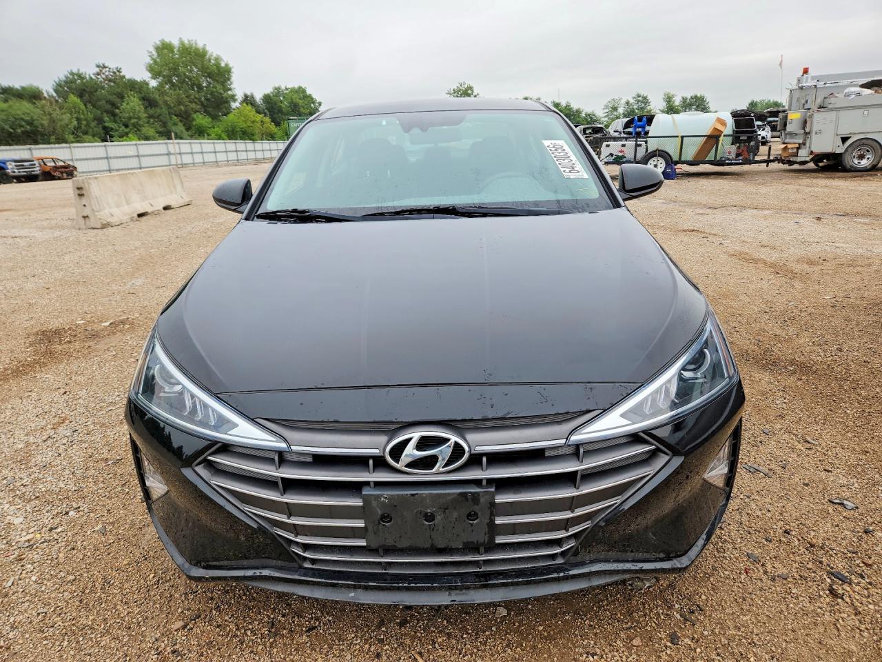 2020 Hyundai Elantra Se - Фото 5