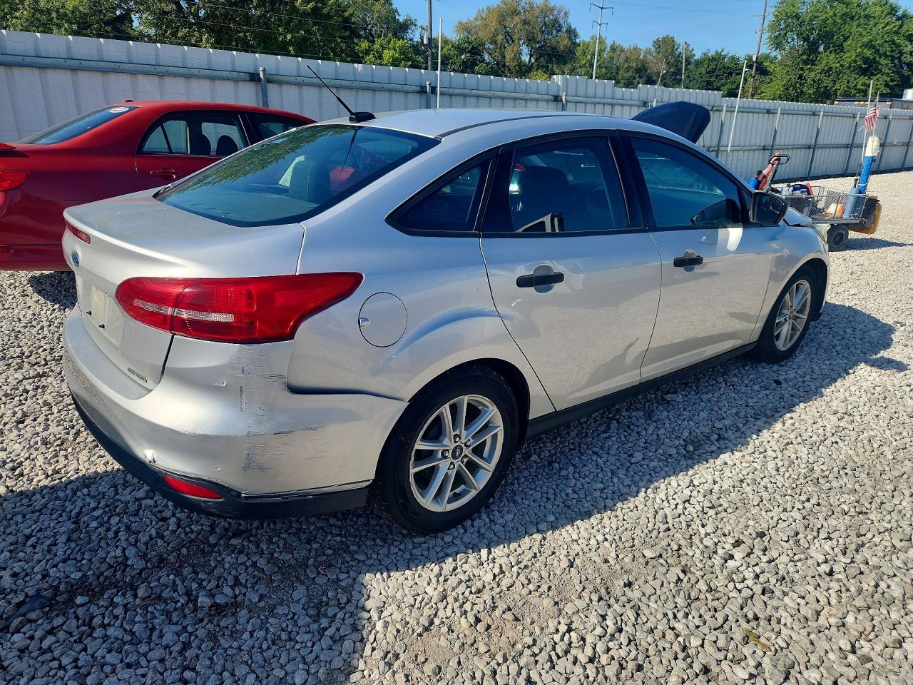 2015 Ford Focus S - Image 3