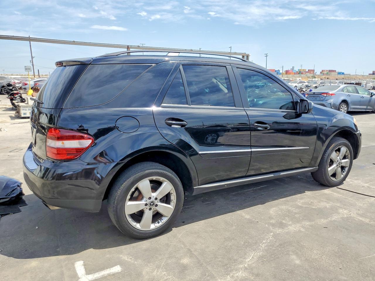 2009 Mercedes-Benz Ml 350 - Image 3