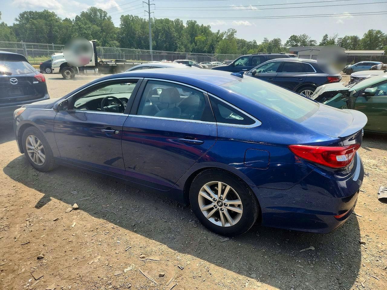 2017 Hyundai Sonata Se - Image 2