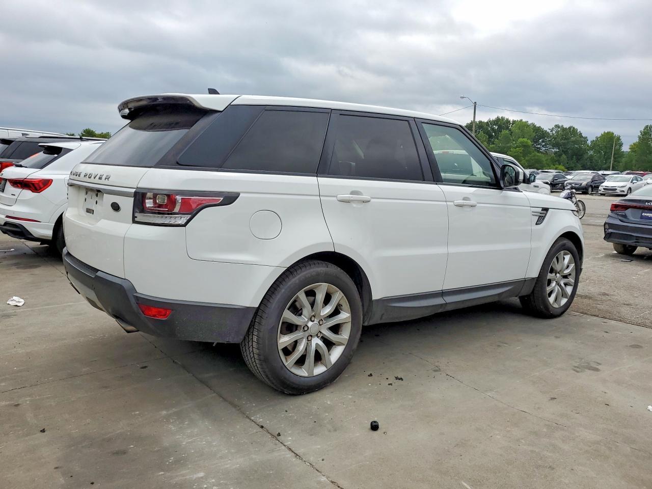 2016 Land Rover Range Rover Sport Hse - Image 3