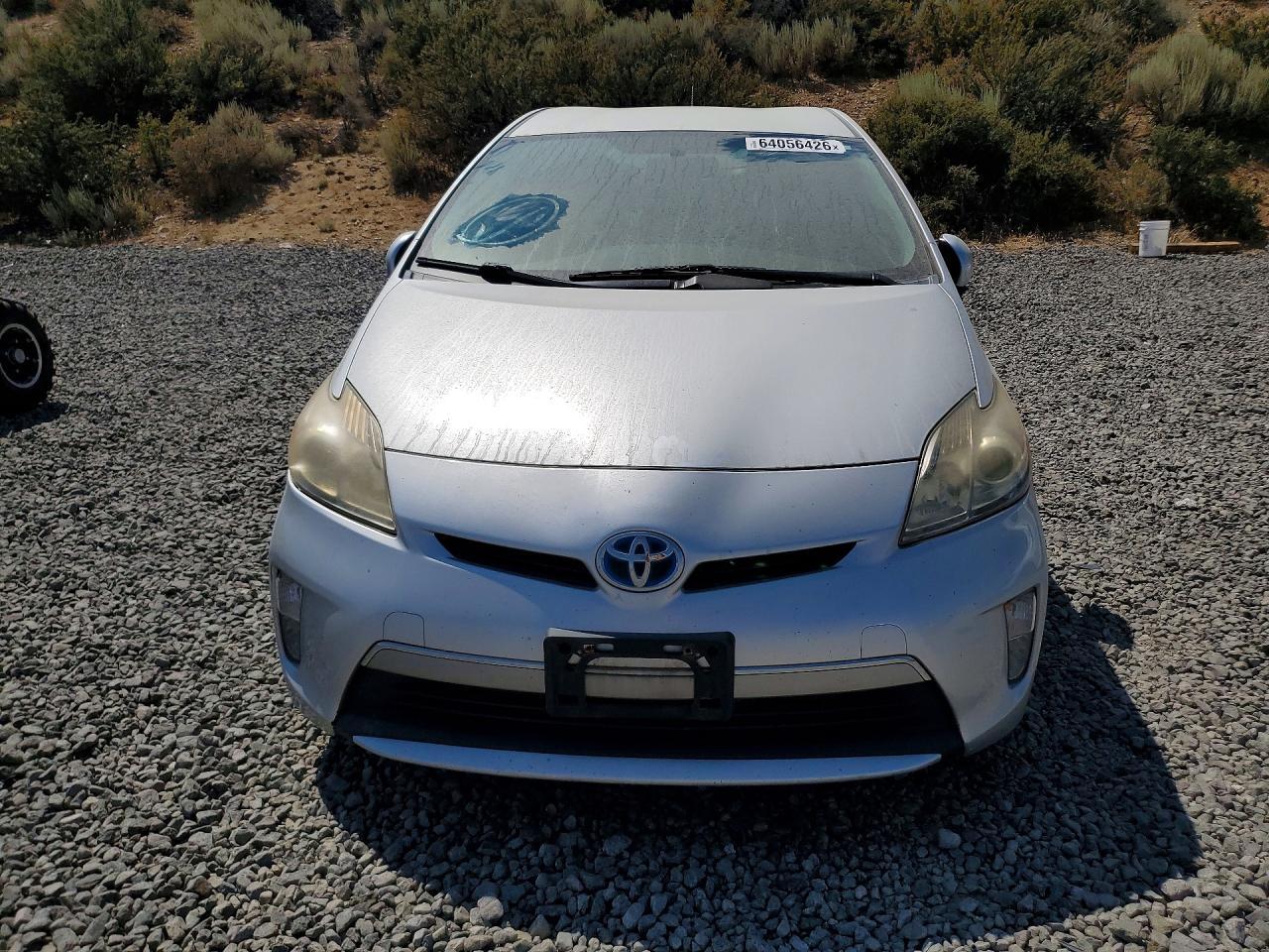 2013 Toyota Prius Plug-In Hybrid Base - Image 5