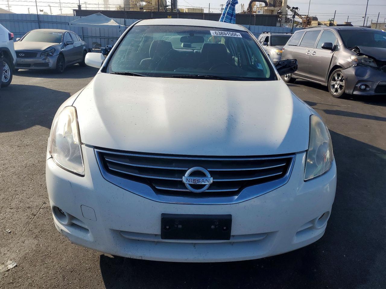 2012 Nissan Altima 2.5 - Image 5