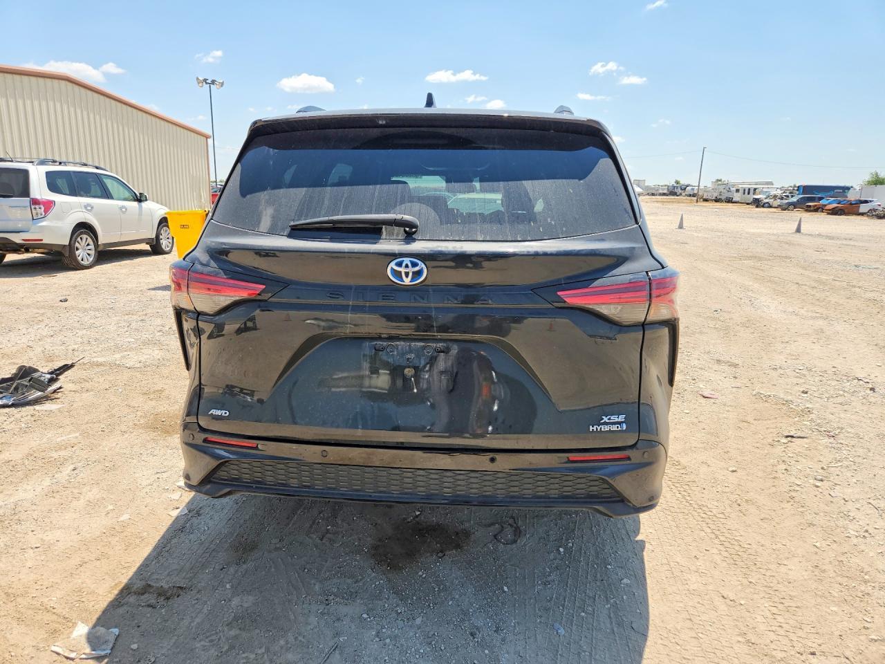 2023 Toyota Sienna Xse 7-Passenger - Фото 6