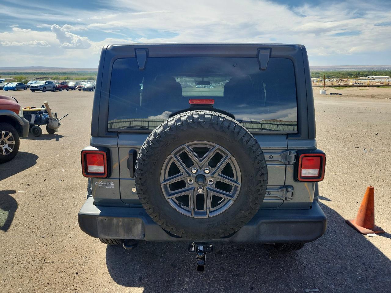2022 Jeep Wrangler Unlimited Sport - Фото 6