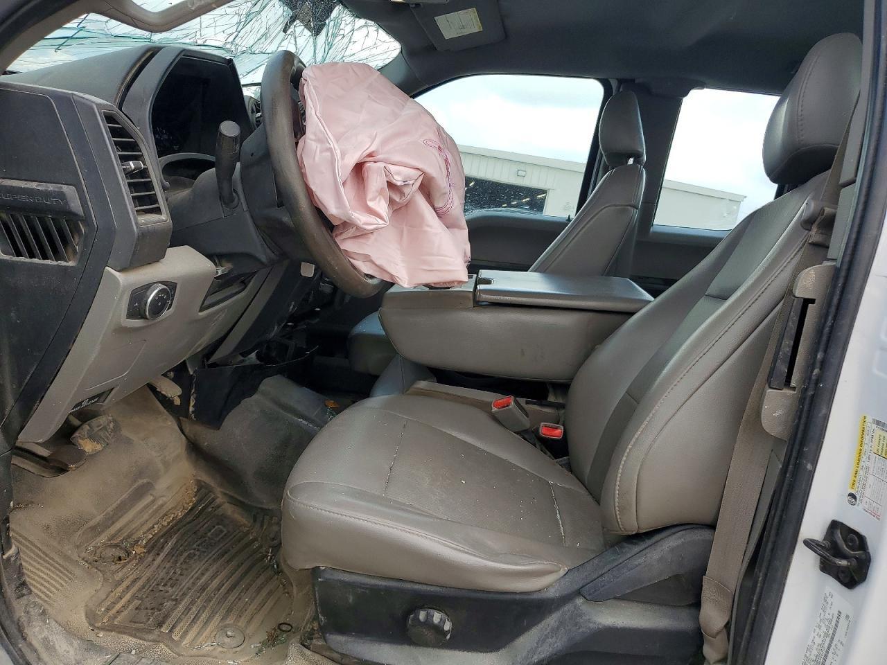 2017 Ford F250 Super Duty - Фото 7